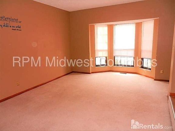 3rd image of 3524 Meadowgate Ct