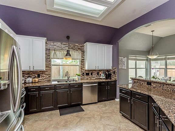 5th image of 3243 Summerland Dr