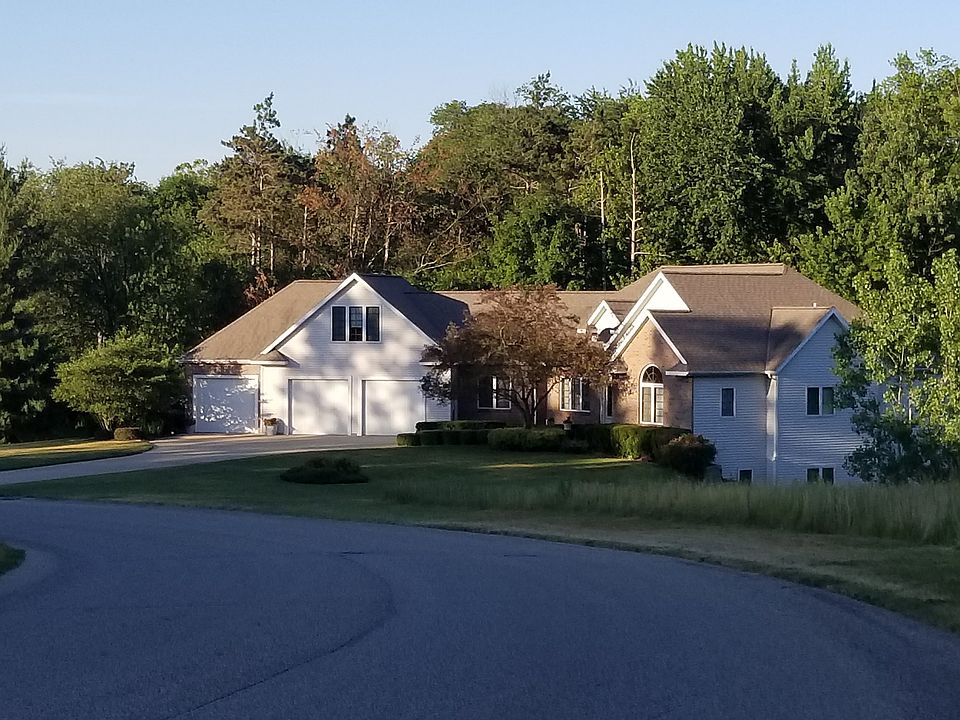 1st image of 10646 Macatawa Ln