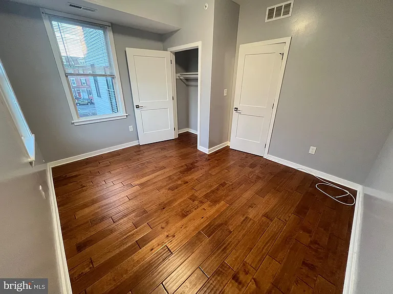 924 N 15th St #3 — Photo 15