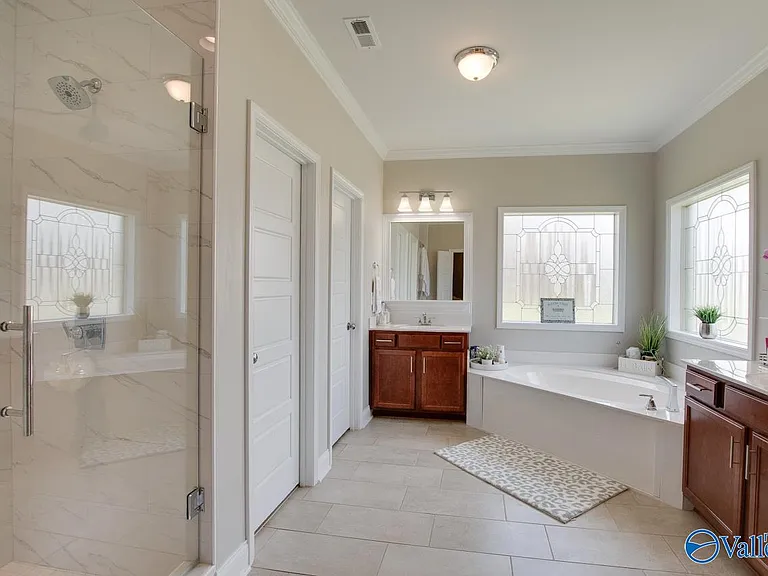 7619 Flint Crossing Cir — Photo 23