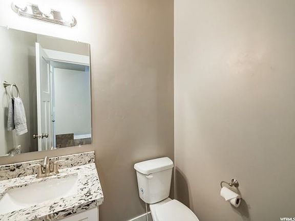 5th image of 826 N Glen Eagles Ct