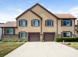 1491 Chippewa Trl, Wheeling, IL 60090