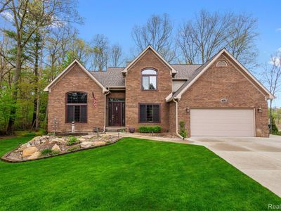 169 Waterview Dr, Lake Orion, MI, 48362