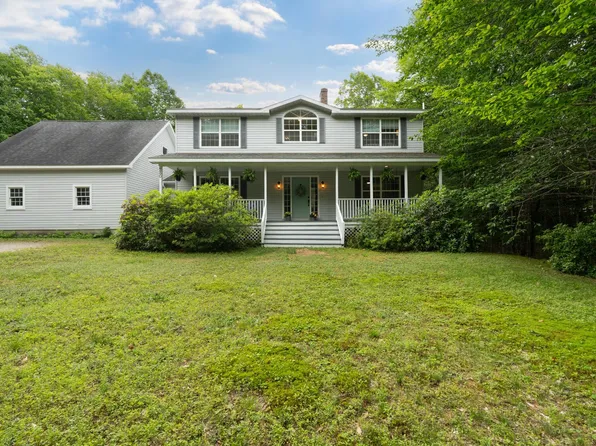 280 Lovejoy Shores Drive, Fayette, ME 04349