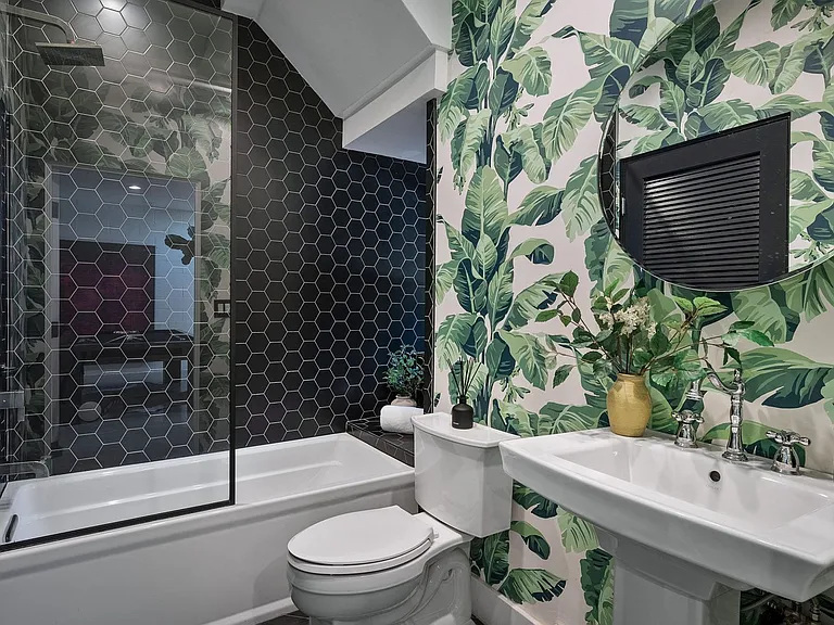 1037 N Laurel Ave #19C — Photo 31