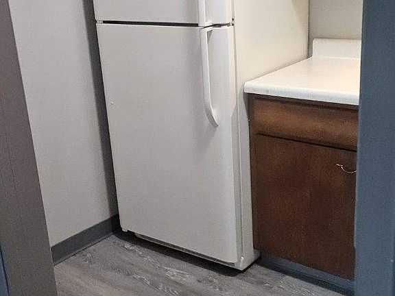 3rd image of 435 Lakeview Dr APT 106