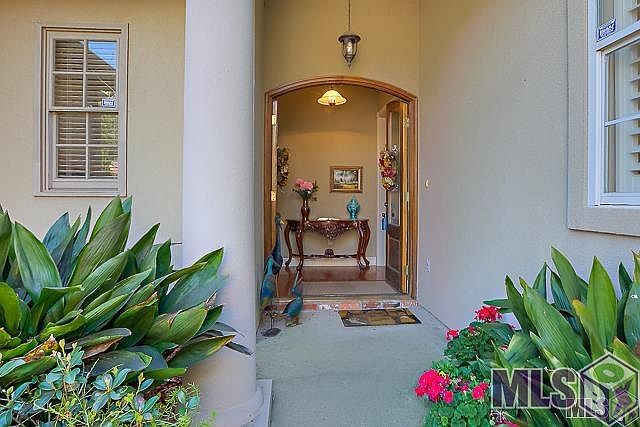 2nd image of 40107 Eagles Nest Rd