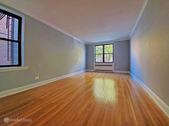 2nd image of 10915 Queens Blvd APT 1A