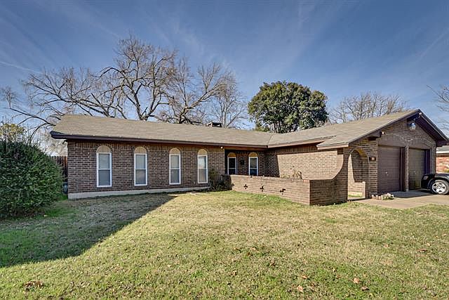 1st image of 312 Deer Creek Rd