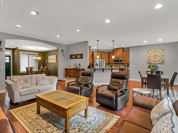 5th image of 15002 NE 49th Ct
