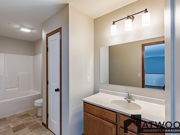 2nd image of 1805 Beacon Cir #D