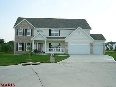 Stunning 2-story Home