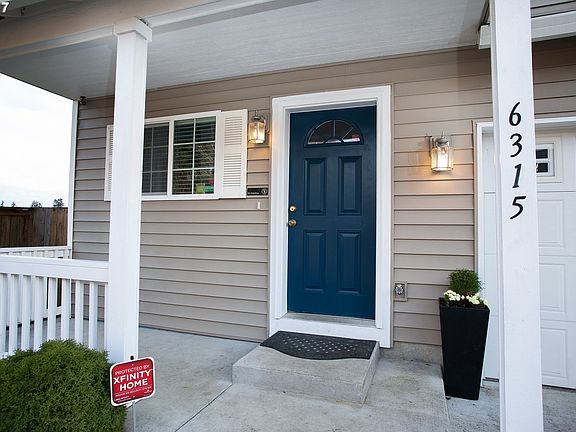 2nd image of 6315 NE 59th Ct