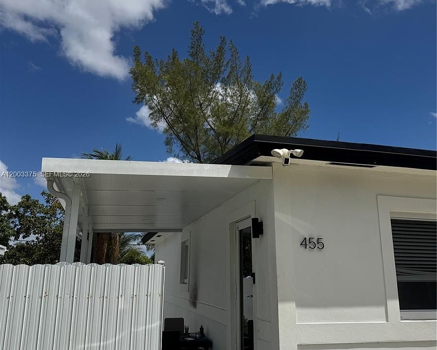 1st image of 455 NW 132nd St
