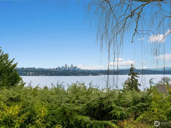 3732 E High Lane, Seattle, WA 98112