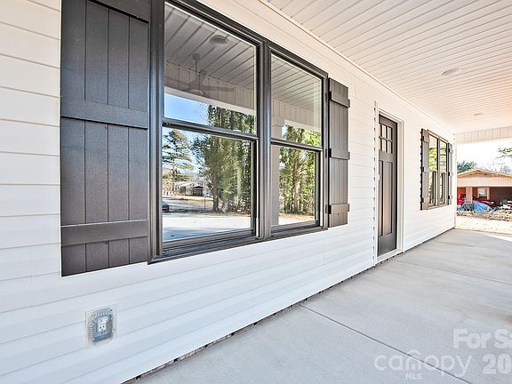 4th image of 1209 Rogers Lake Rd