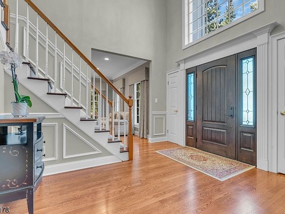 3rd image of 4 Mcmanus Dr