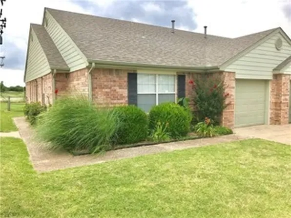 1107 Piedmont Rd N Ste J, Piedmont, OK 73078