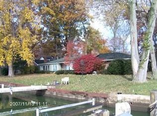 63 Woodland Rd, Hebron, OH 43025