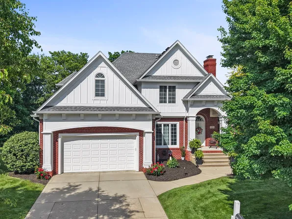 2418 Somerset Cir, Franklin, IN 46131