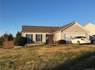 121 Sella Ridge Dr, Mount Holly, NC 28120