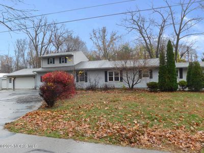 2906 Elmwood Dr, Sylvania, OH, 43560