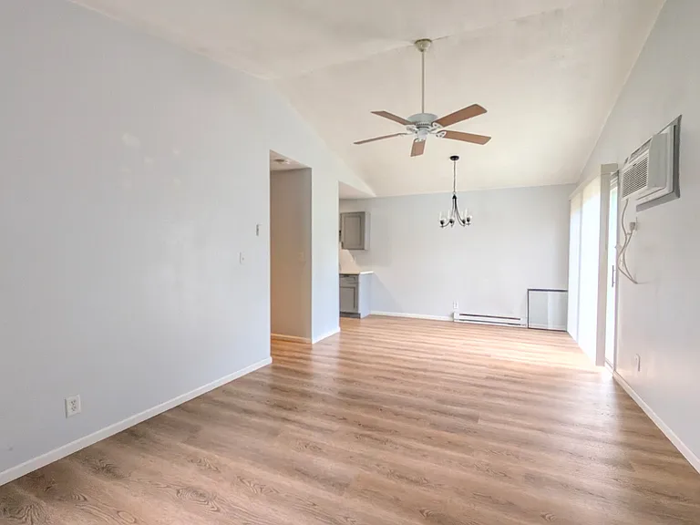 4142 Applewood Ln #4 — Photo 10