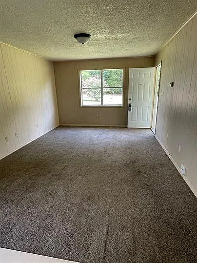 191 Roellen Newbern Rd #1 — Photo 4