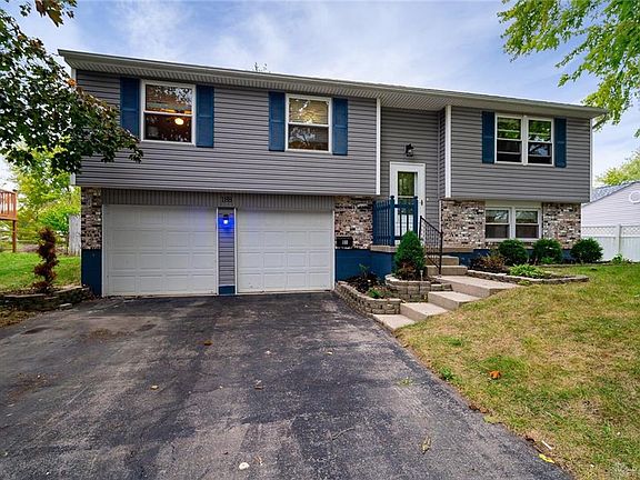 2nd image of 188 Woburn Farm Cir