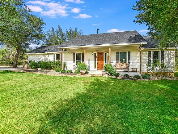 2nd image of 3894 County Road 284