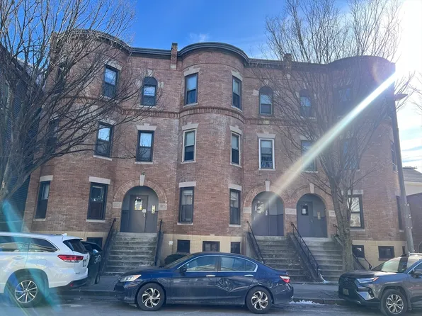 3148 Washington St #2, Jamaica Plain, MA 02130