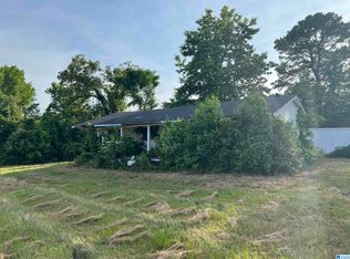 37 County Rd, Clanton, AL 35045