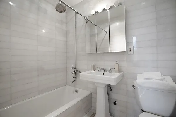 Rented by Keller Williams NYC | media 22