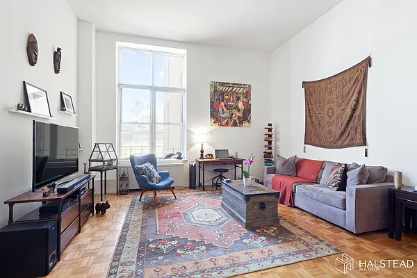 Rented by Halstead Real Estate | media 10