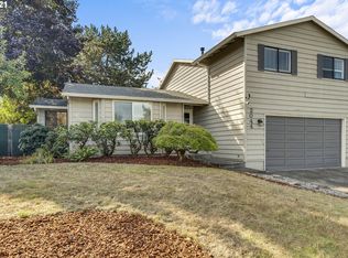 2044 NW 16th St, Gresham, OR 97030