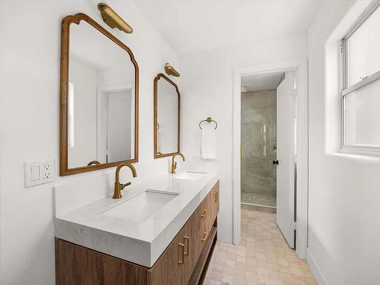 1378 Sycamore Canyon Rd — Photo 14