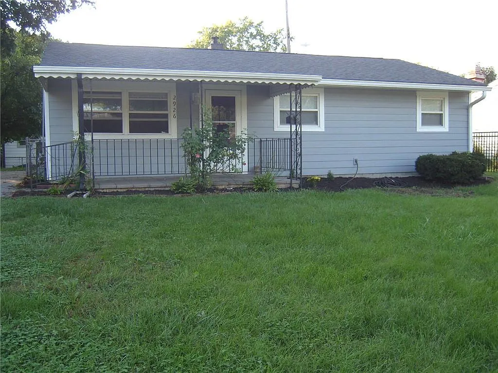 2926 S Walcott St photo 1