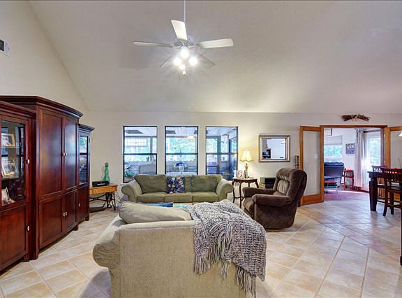 5th image of 2470 Houston Cir