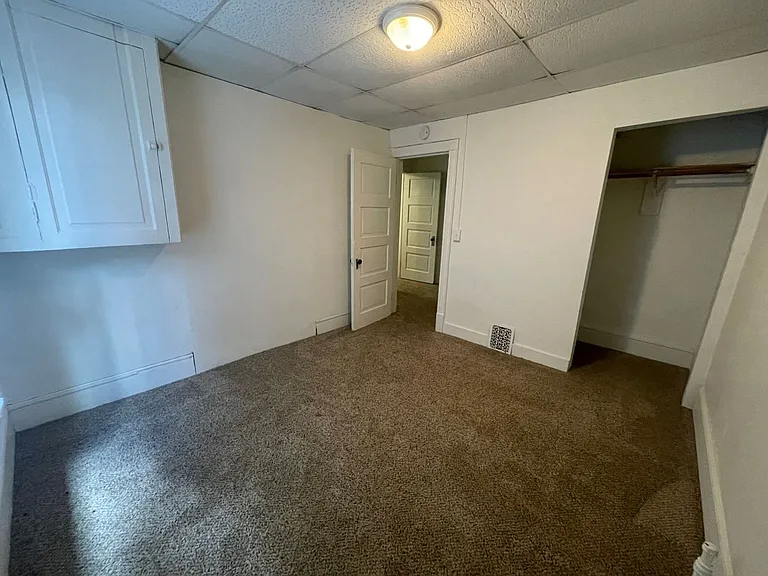 1901 E Superior St — Photo 11