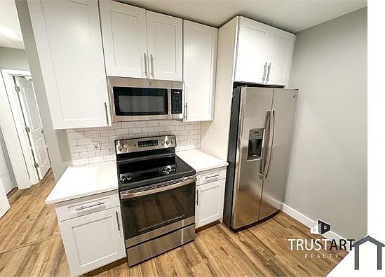 3rd image of 1712 N Marshall St #3