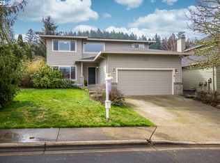 15140 SW Roundtree Dr, Tigard, OR 97223