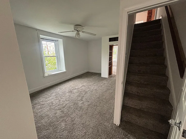 3916 Terrace St — Photo 11