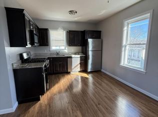 437-445 Lindsey St, Fall River, MA 02720
