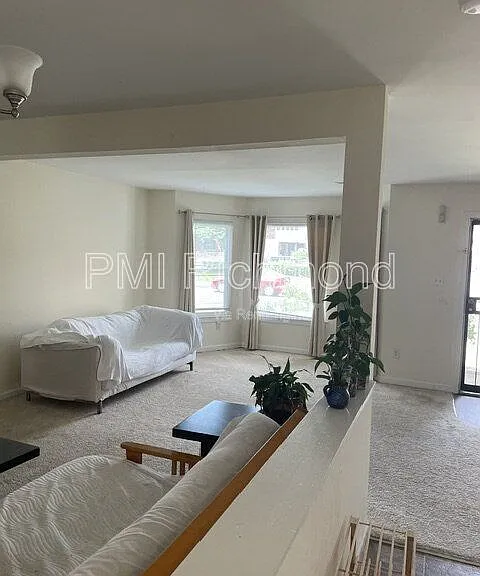 1411 Idlewood Ave — Photo 2