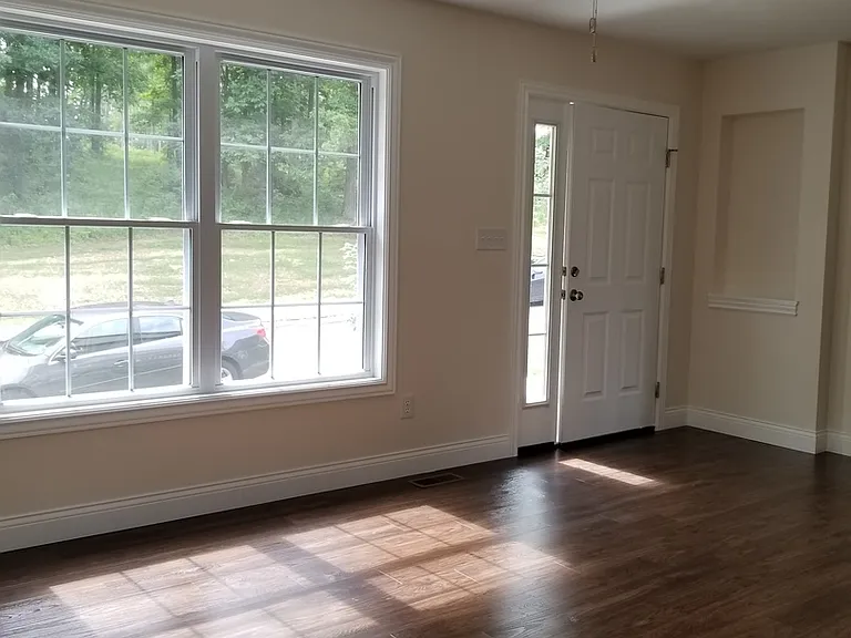 2266 S Samuel Ln — Photo 10