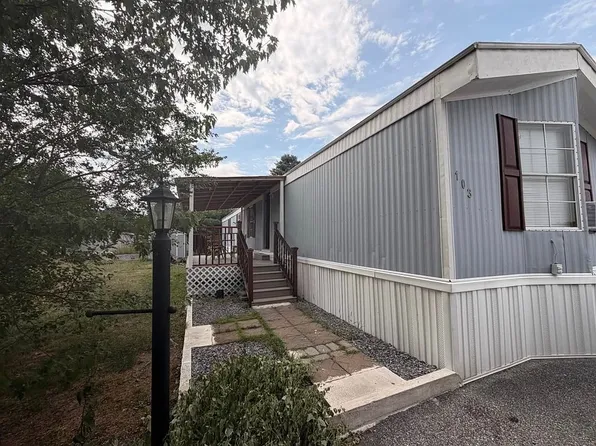 103 Pleasantwood Ave, Saint Thomas, PA 17252