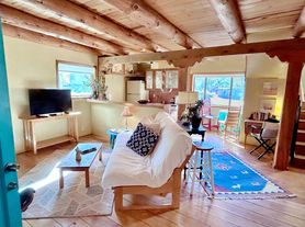 1 Montoya Cir, Santa Fe, NM