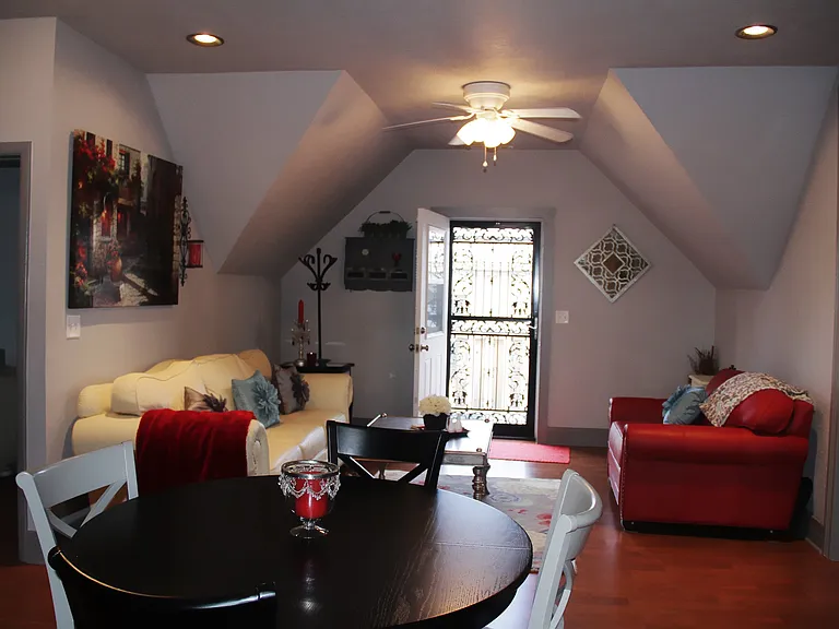 421 N 20th St #204 — Photo 2