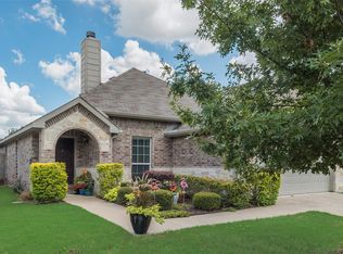 140 Wandering Dr, Forney, TX 75126